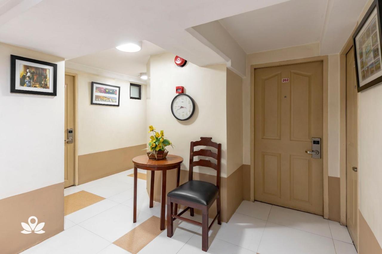 Zen Rooms Korner Hotel Qc Quezon City Exterior photo